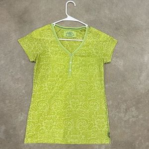 Prana (old school Prana) women’s green size L cotton tshirt